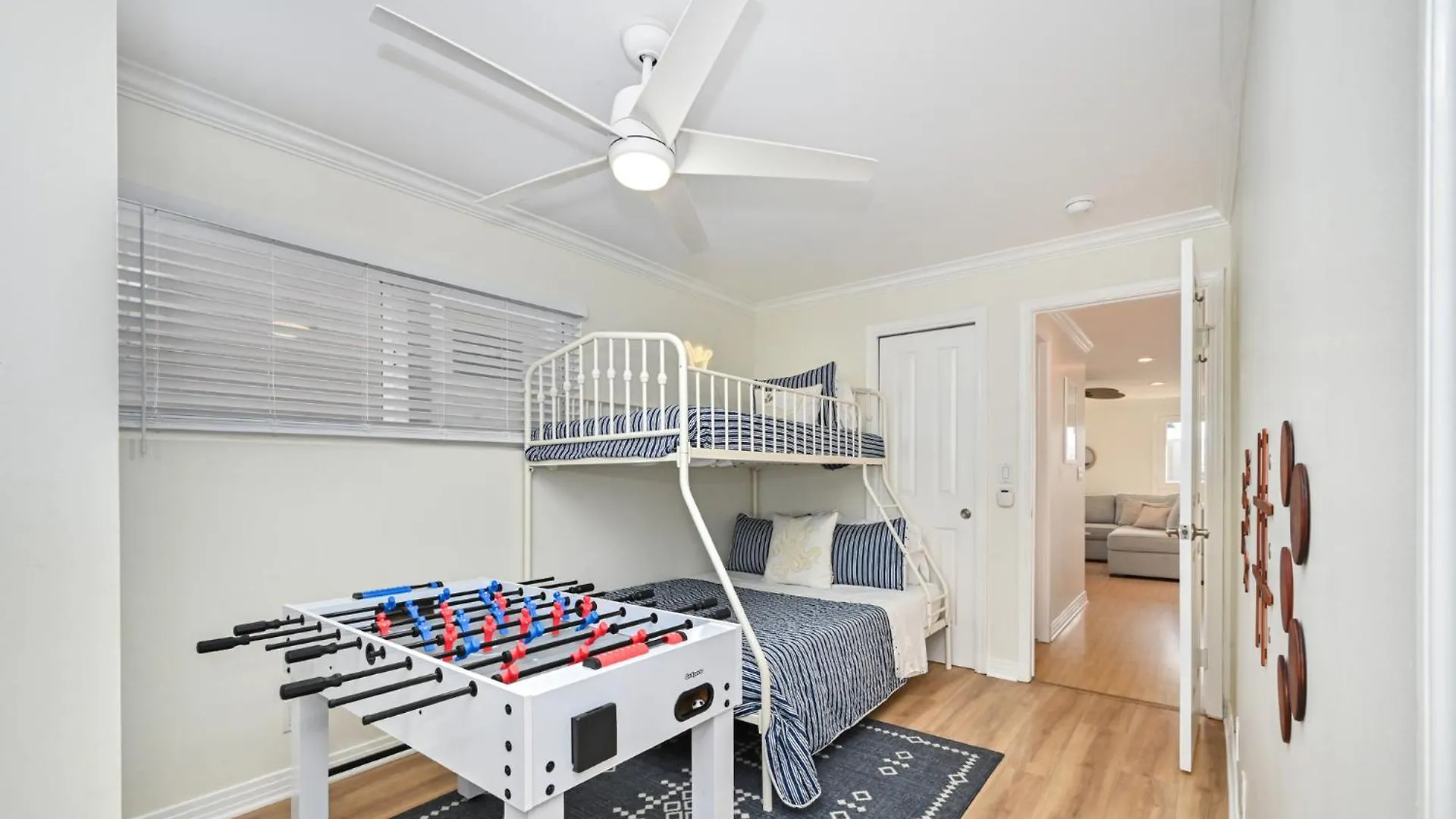 Casa vacanze Freshly Renovated Beach House Steps To The Beach Newport Beach